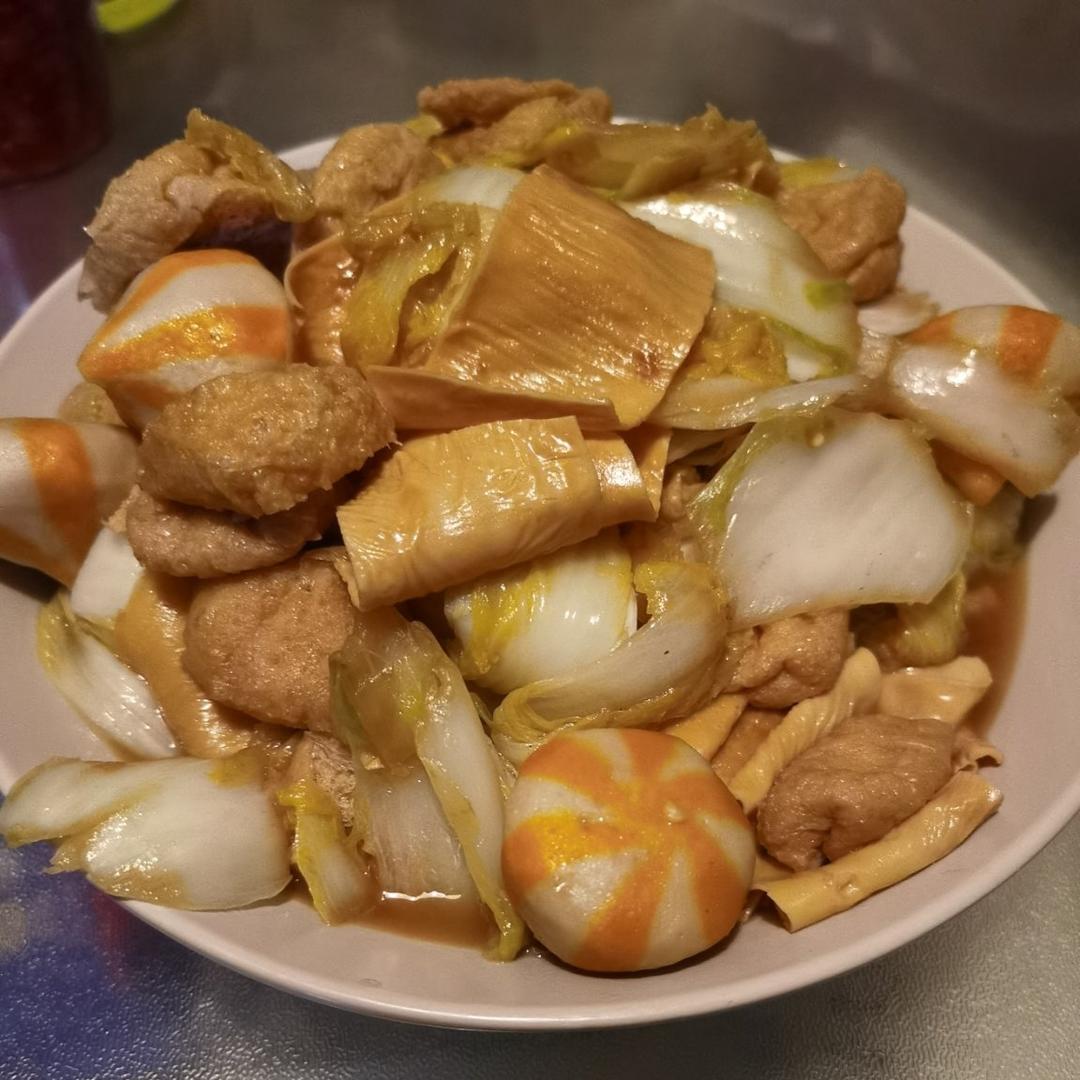 好吃到连汤汁都不剩的白菜焖豆泡，给肉都不换