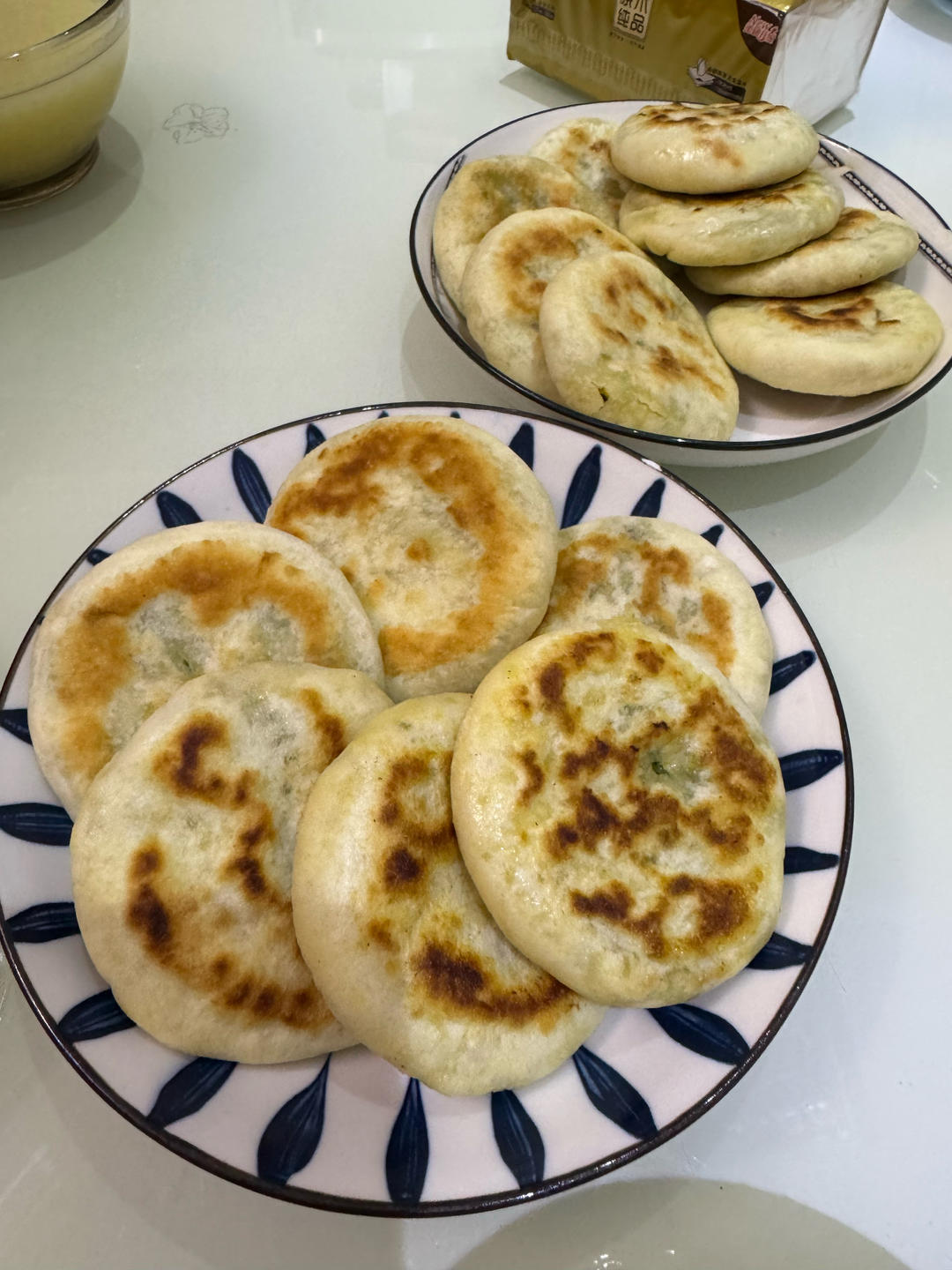 会连续吃八个的萝卜馅饼