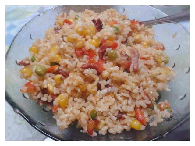 腊味酱油炒饭