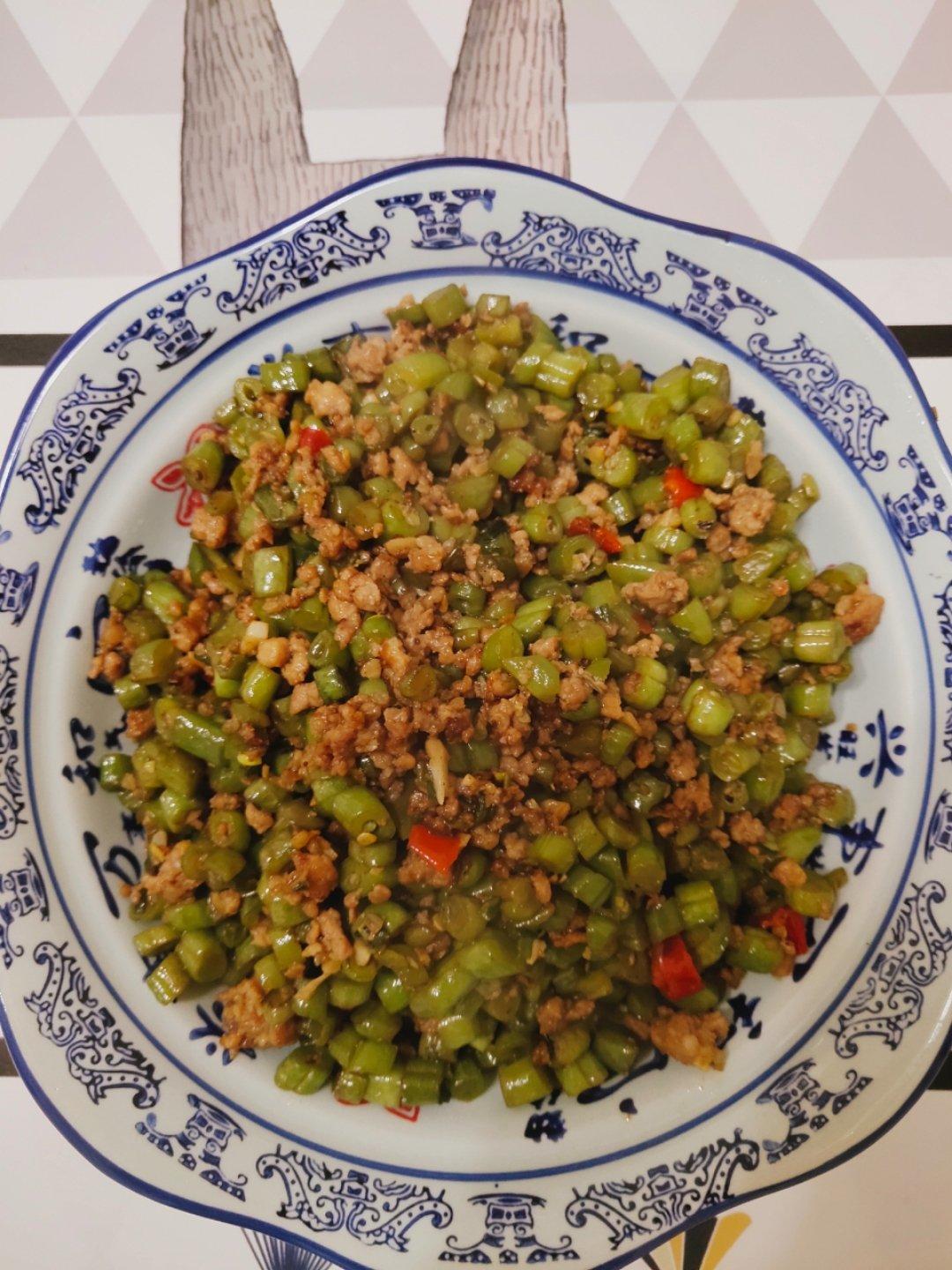 肉沫豆角下饭菜