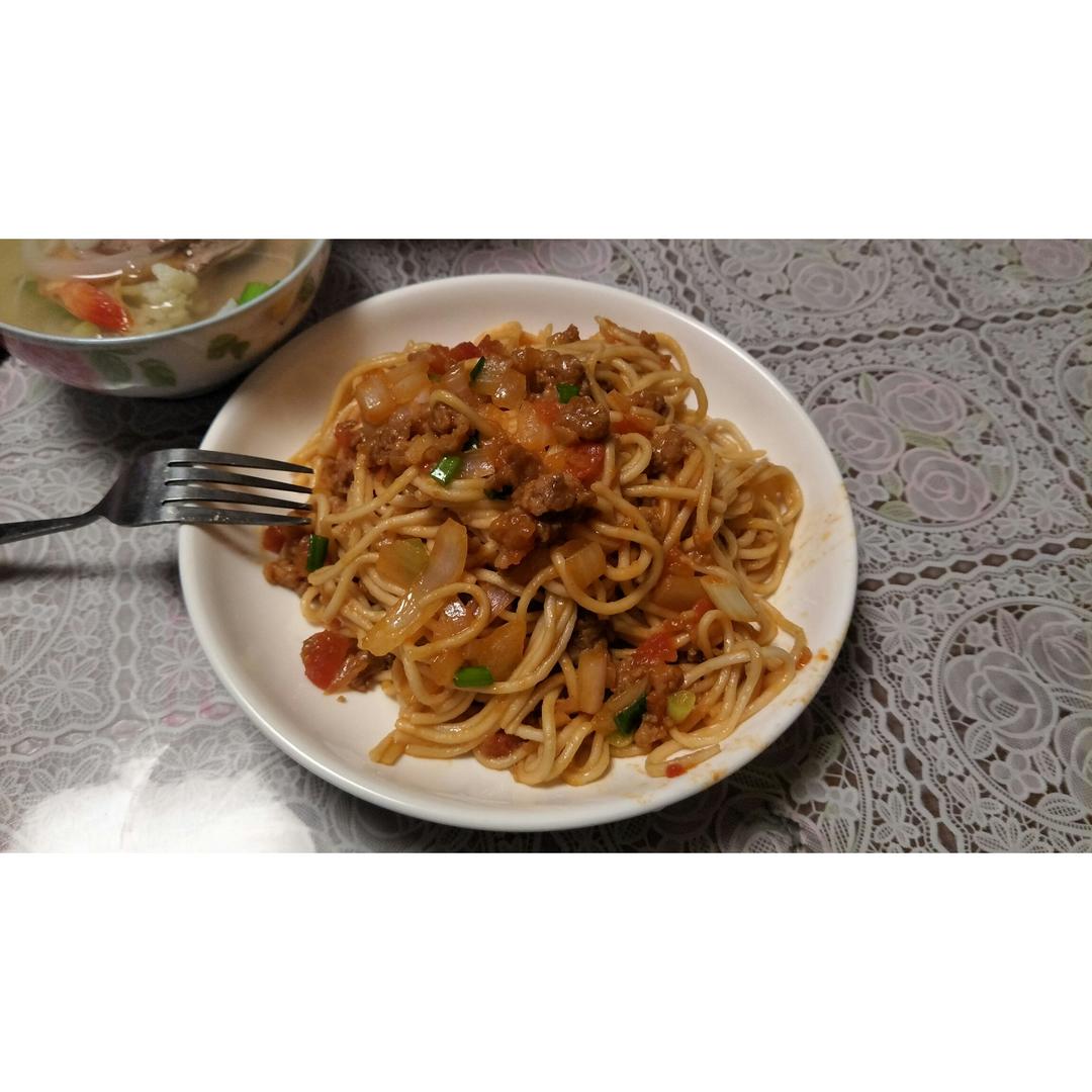 番茄肉酱意大利面