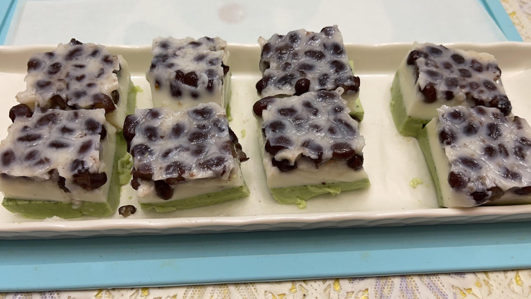 入口即化❗️好看又好吃的抹茶红豆奶糕