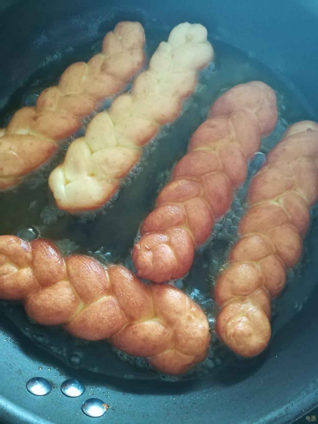 超好吃的香软麻花