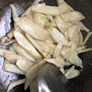 子姜炒鸭（下饭菜）的做法 步骤3