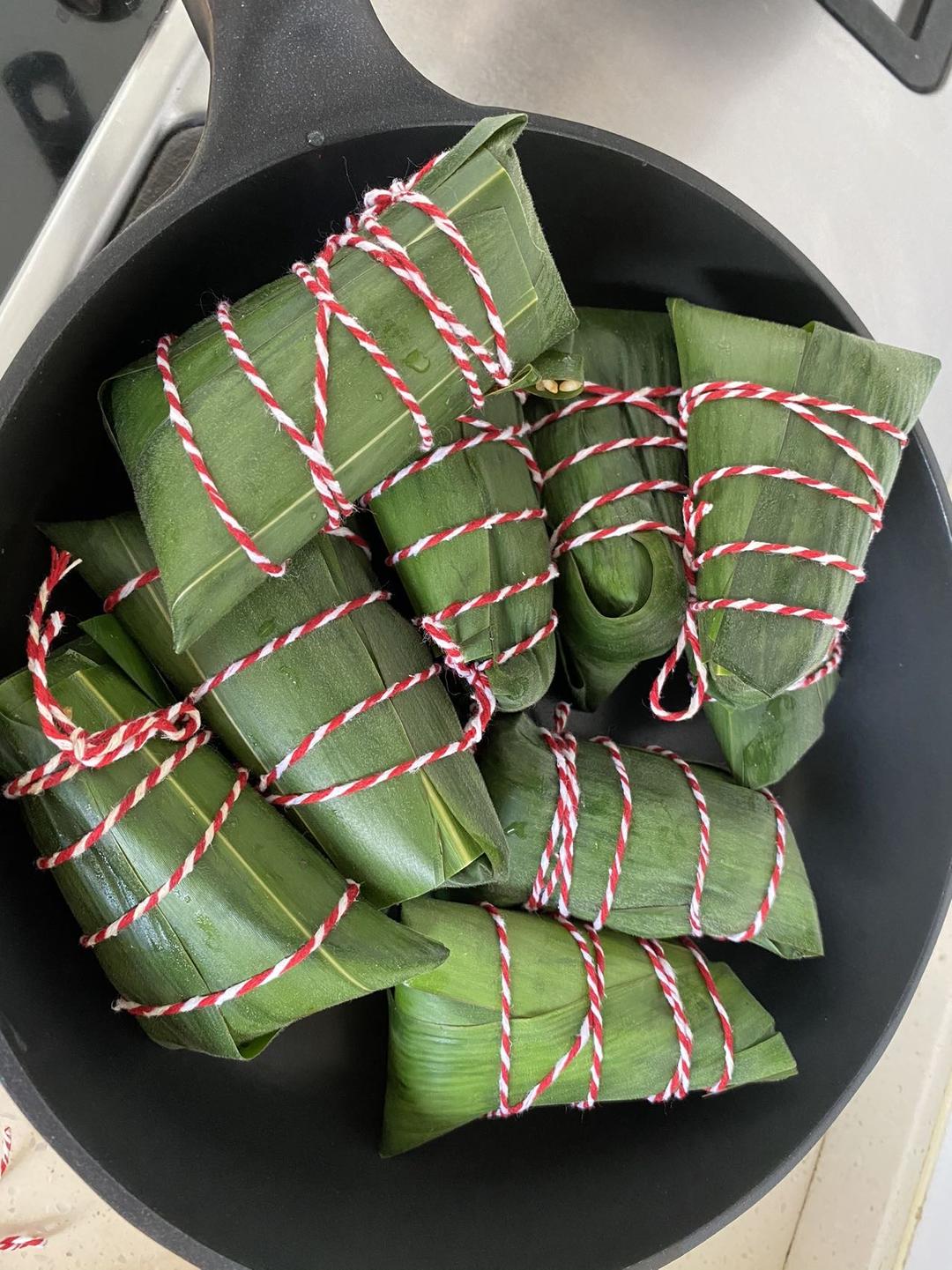 包粽子，三种口味三种包法，一支视频都学会 | 豆沙粽这样做超惊艳 | 肉粽 | 水晶碱水粽 | 这样煮粽子超软糯还拉丝