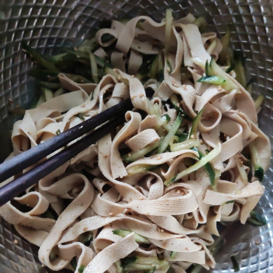 凉拌豆皮