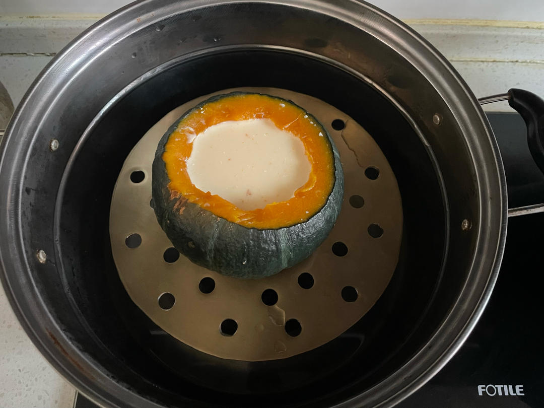 贝贝鸡蛋南瓜盅