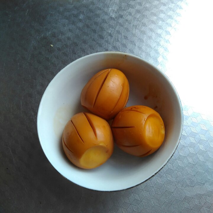 啤酒卤蛋