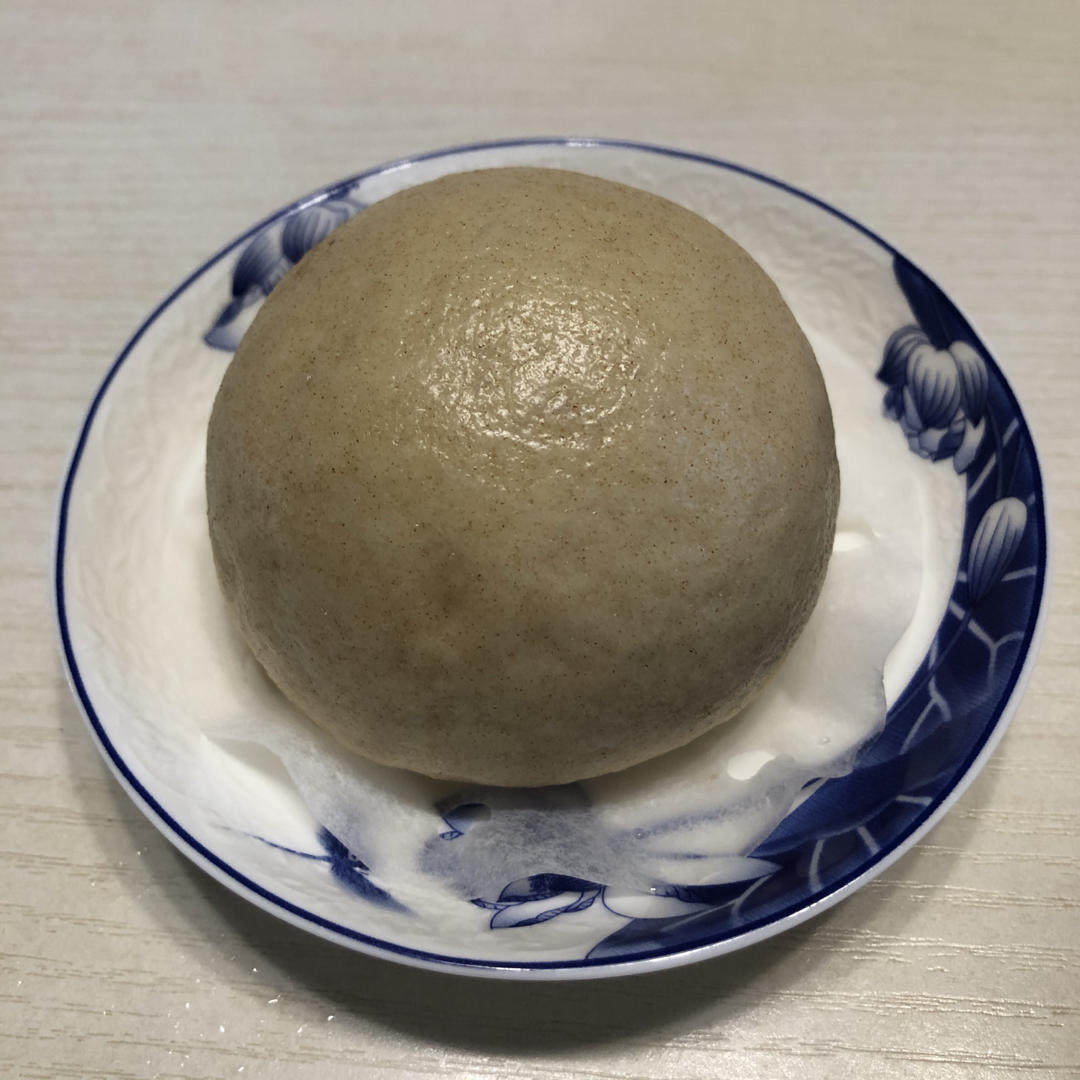无油无糖松软的全麦馒头