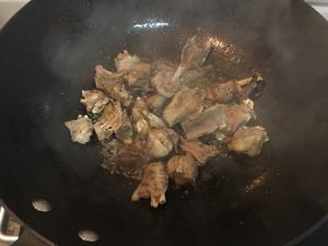 茶树菇焖鸭肉的做法 步骤2