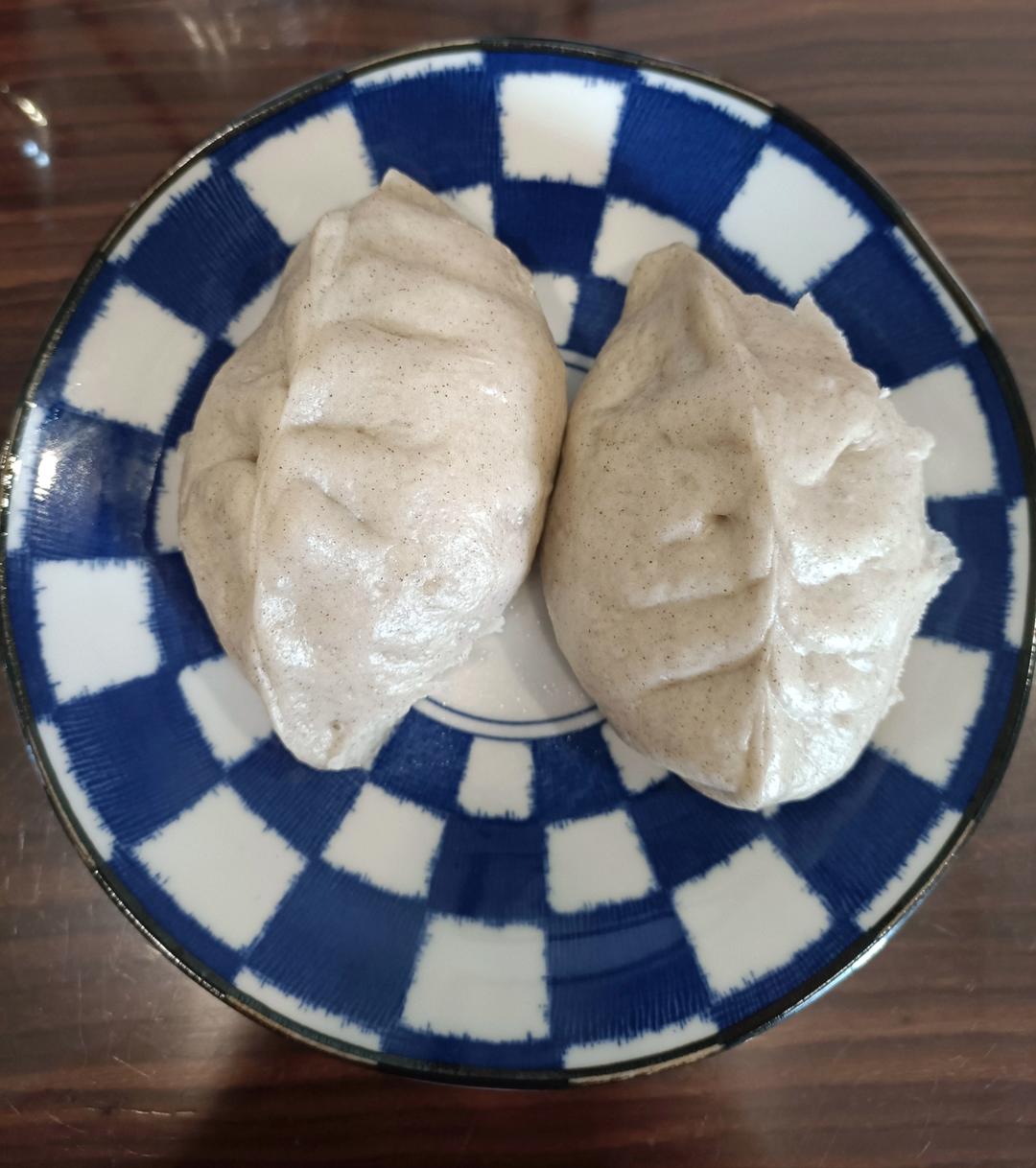 荞麦小油菜卤肉包子