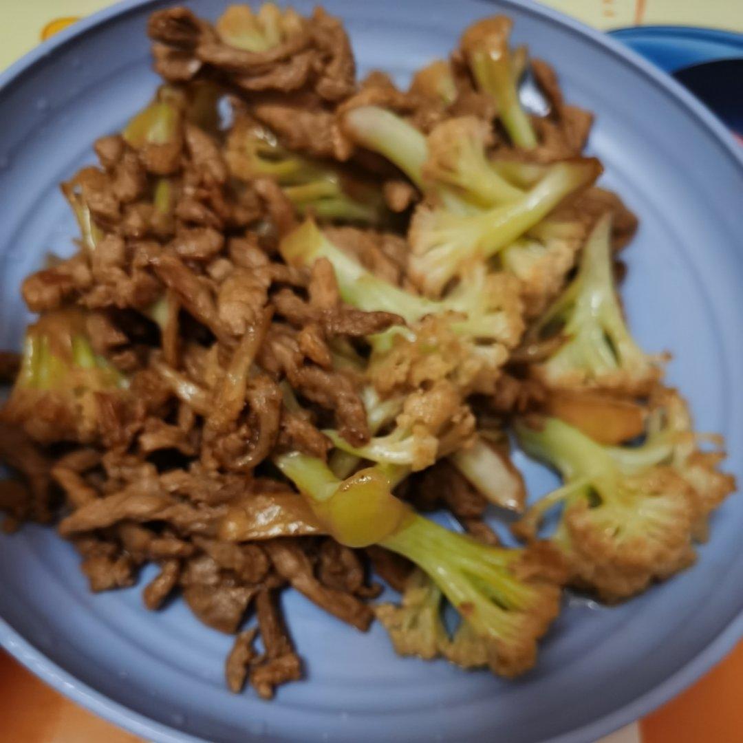 简单的花菜炒肉