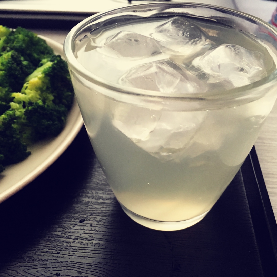 冰镇薏米水