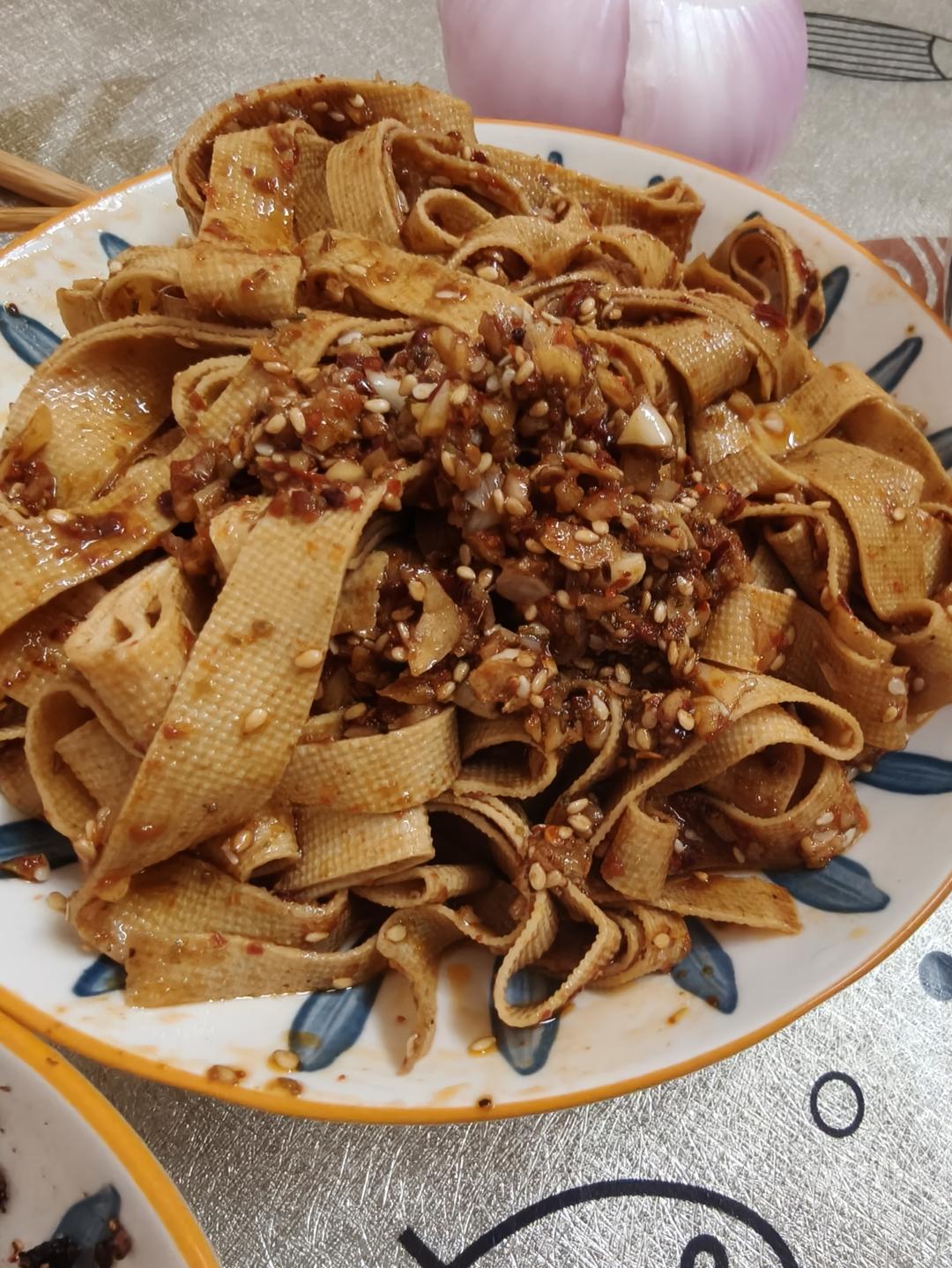 ‼️比辣条还好吃百倍〰️香辣豆皮✅零厨艺