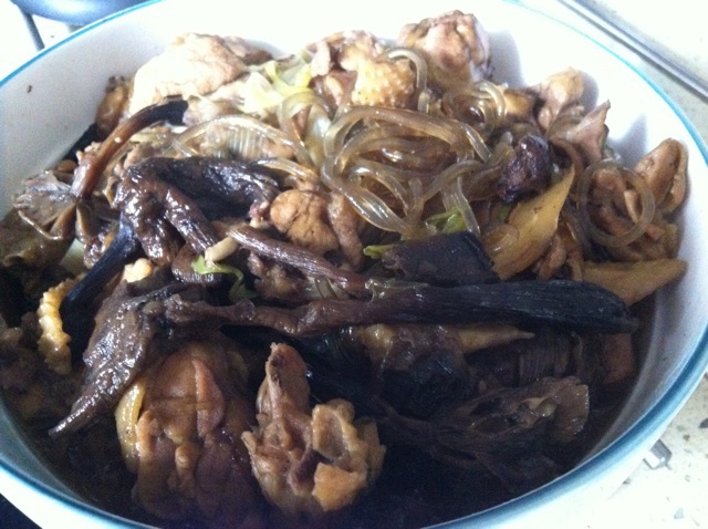 小鸡炖蘑菇