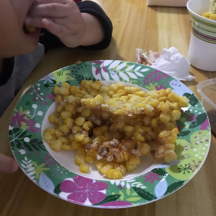 棒棒哒！这样做出的玉米烙，就是大厨的水平！（多动图，孔瑶的食谱）