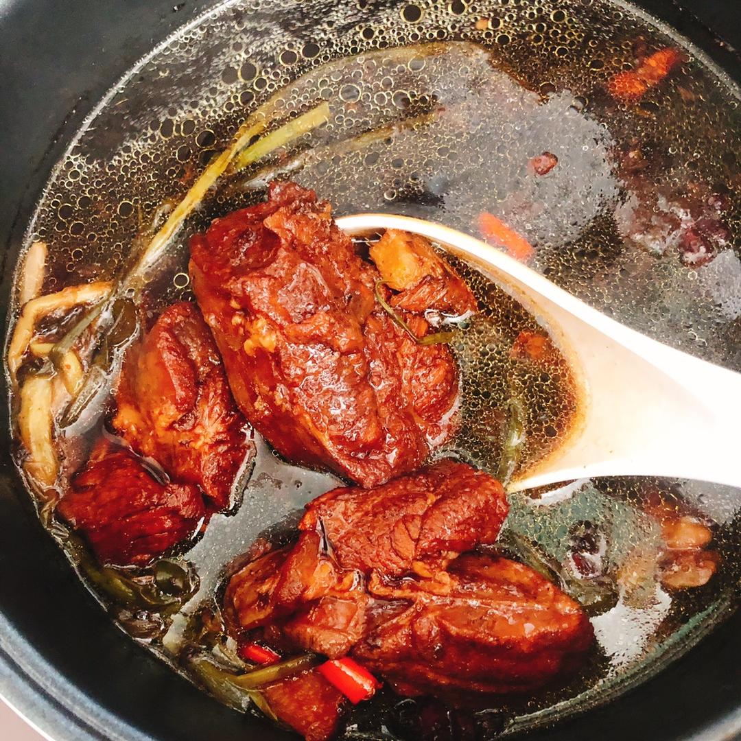 卤牛肉