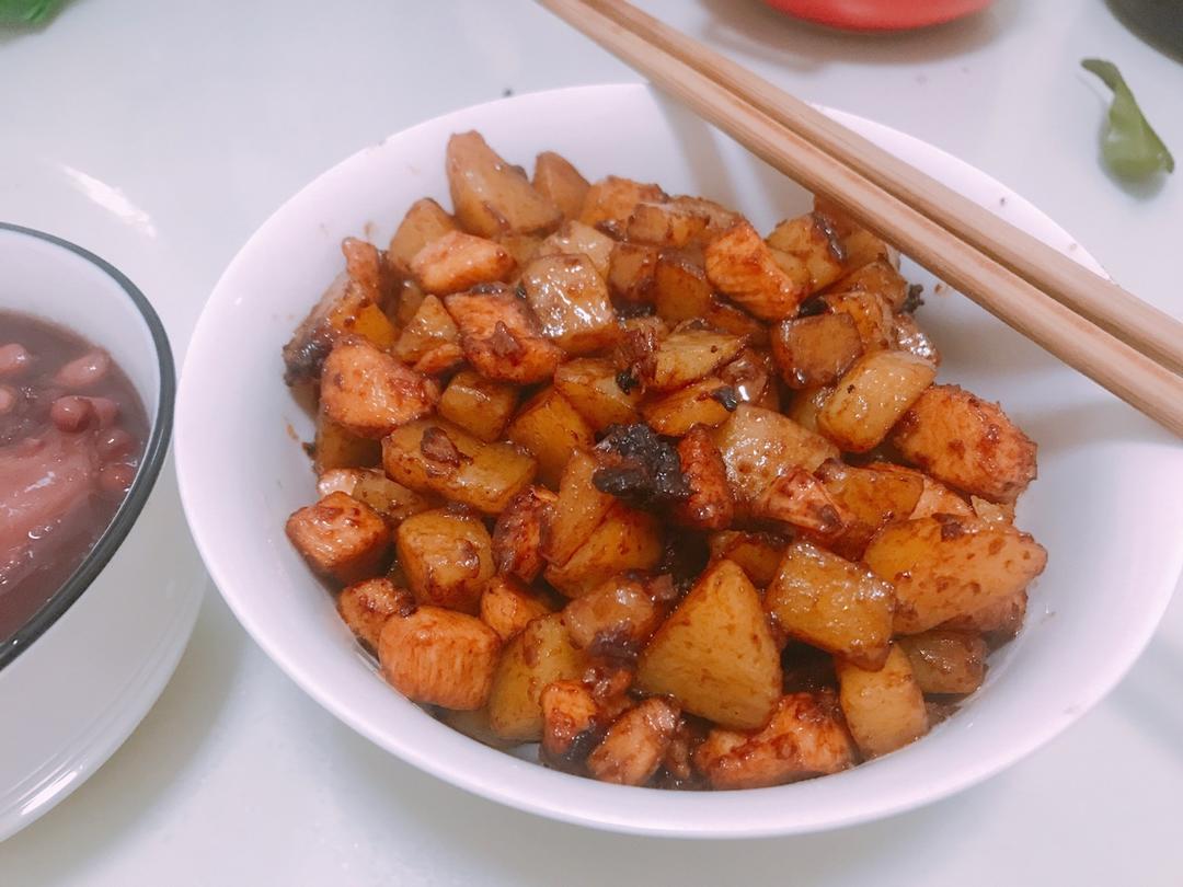 一道怎么做都好吃的干煎土豆鸡丁（红烧，咖喱，椒盐，孜然）