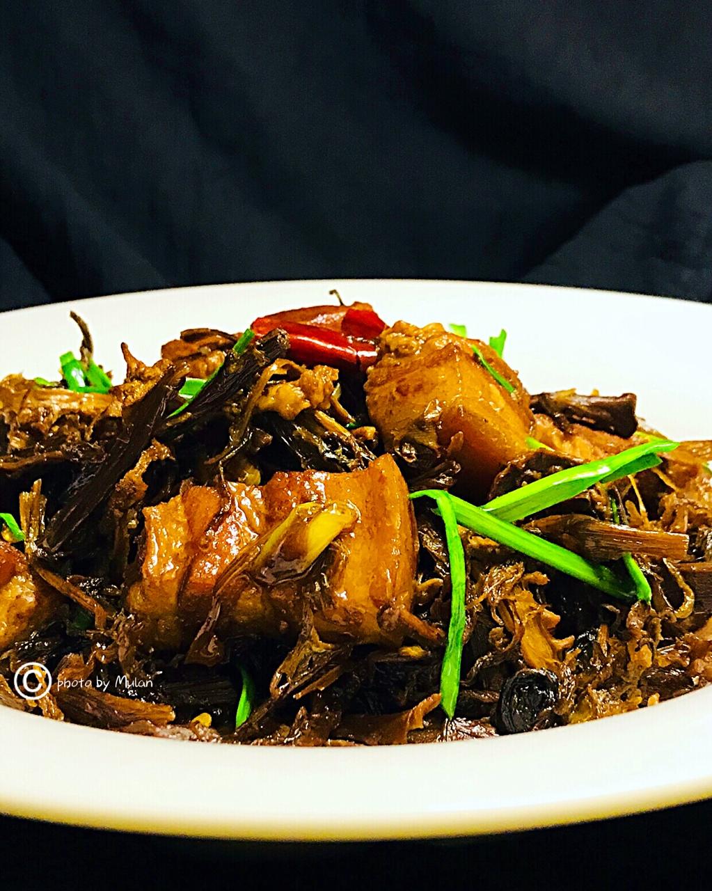 梅干菜炖肉