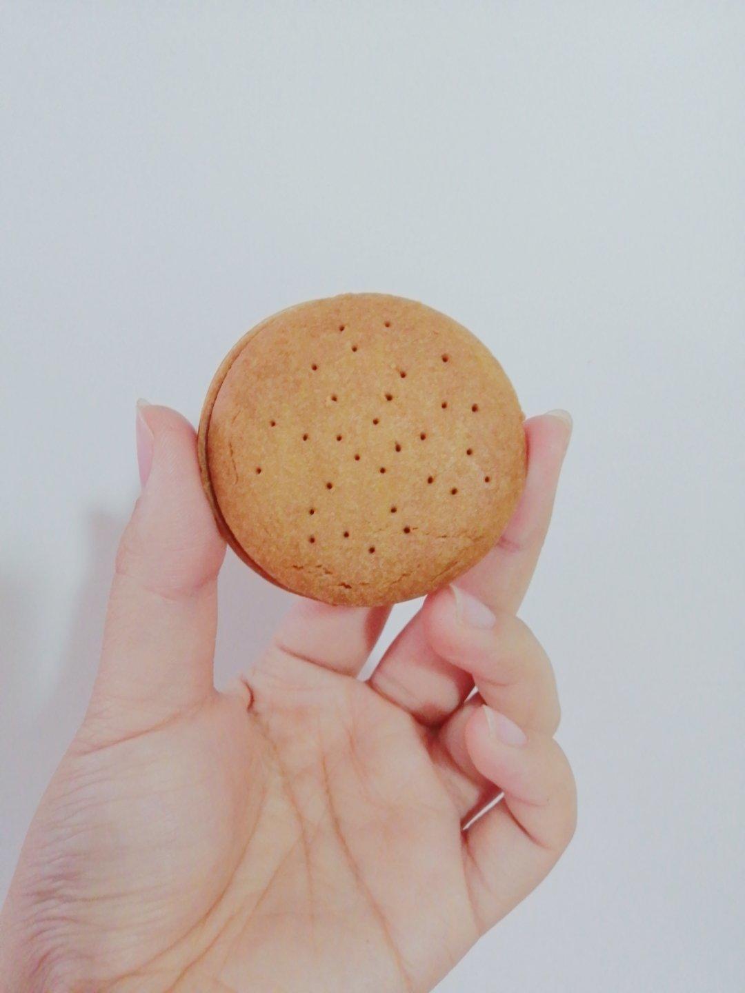 自制日本网红PRESS BUTTER SAND焦糖奶油夹心饼干