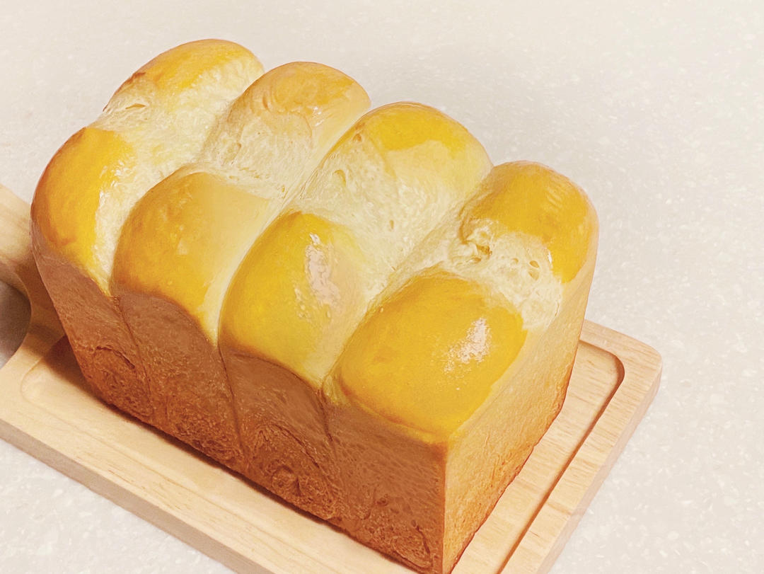 纯奶皇冠吐司