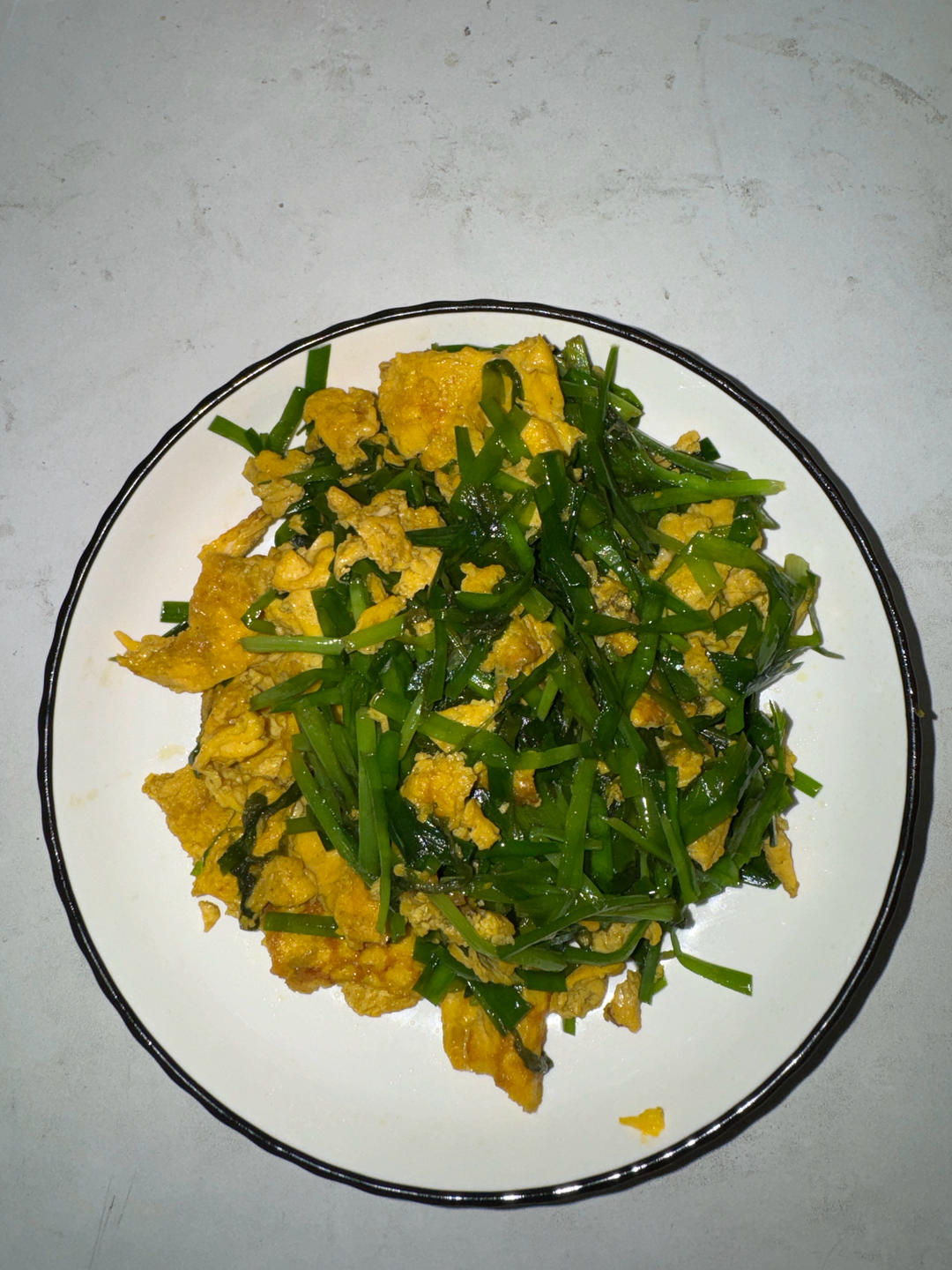 韭菜炒鸡蛋——三分钟快手下饭菜 掌握火候的秘诀