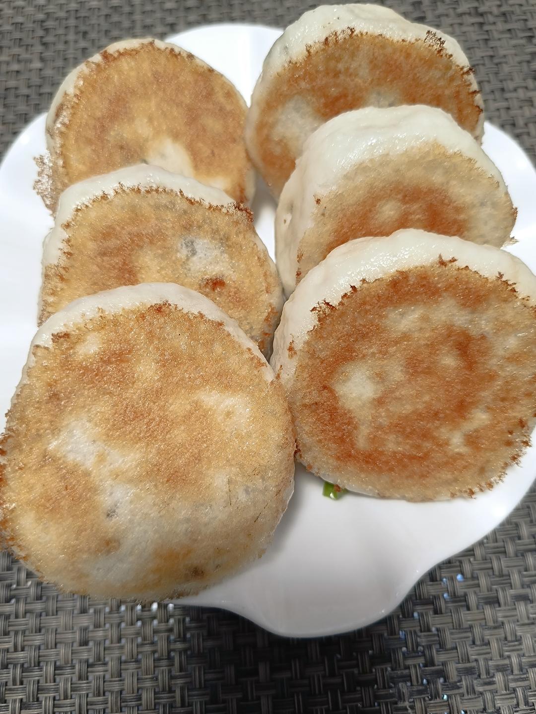 萝卜丝虾皮水煎包