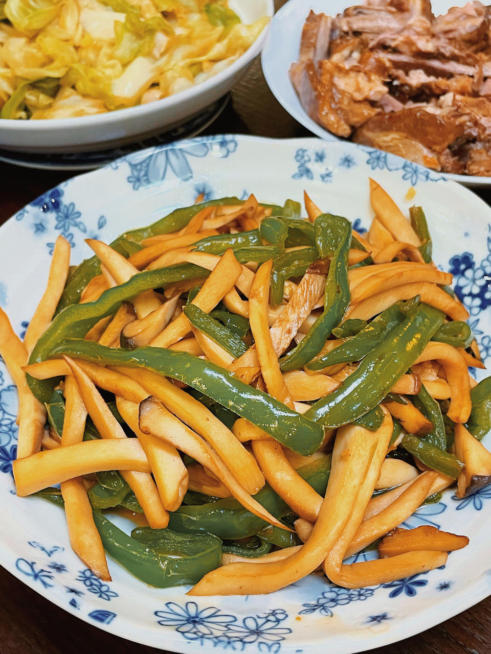 青椒素炒杏鲍菇