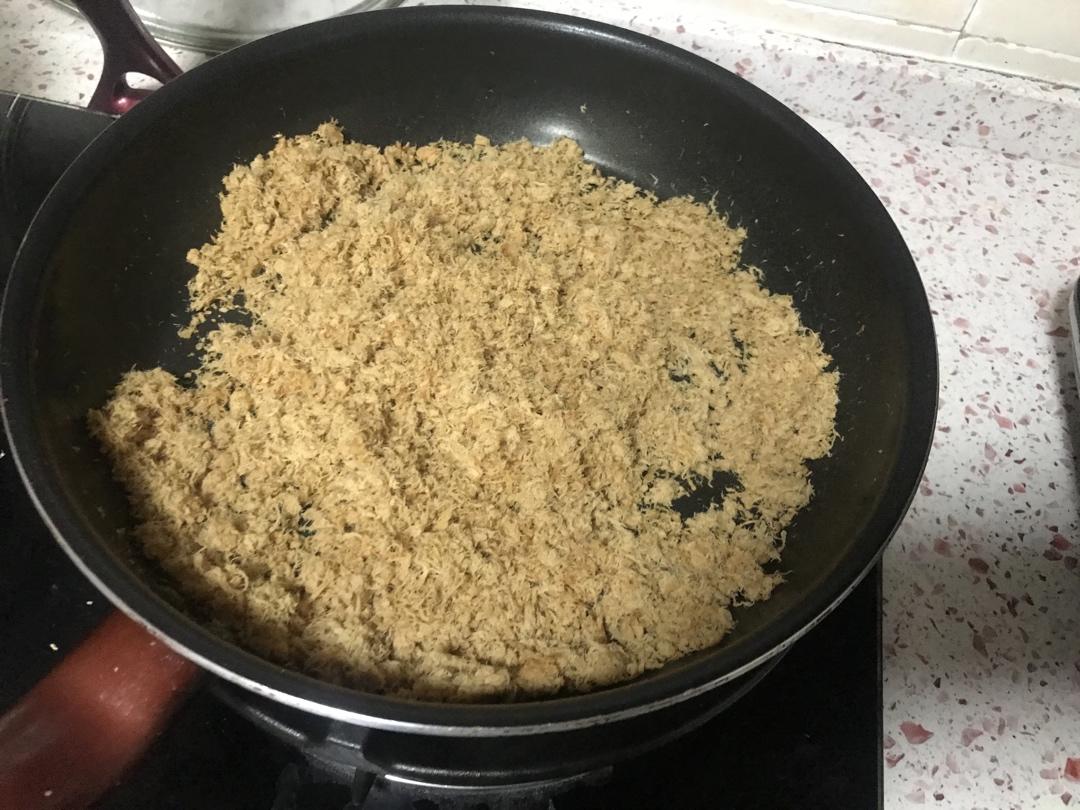 宝宝辅食：4步极简做法出绒猪肉松
