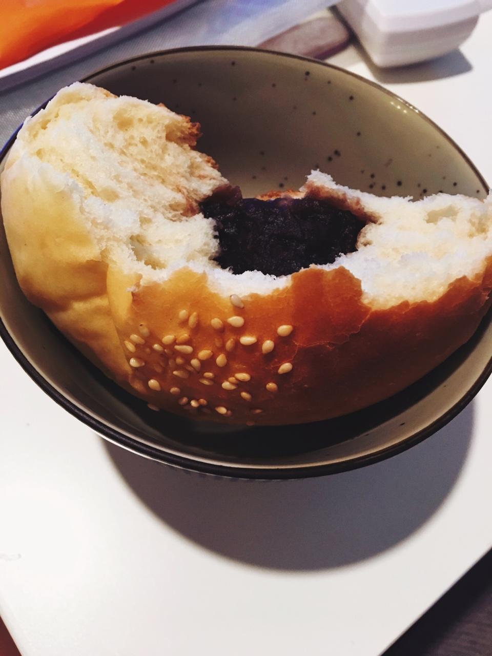 古早红豆包