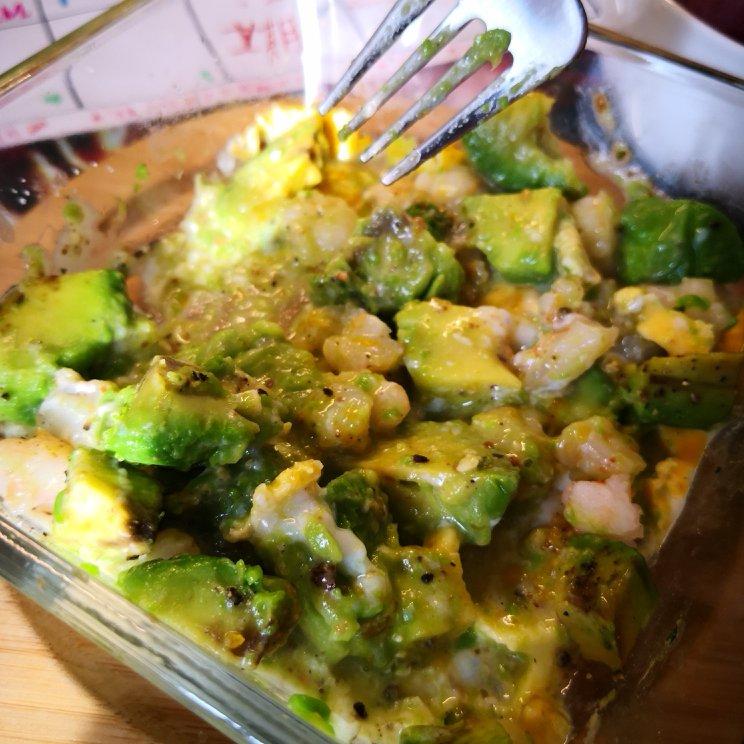 牛油果虾仁沙拉