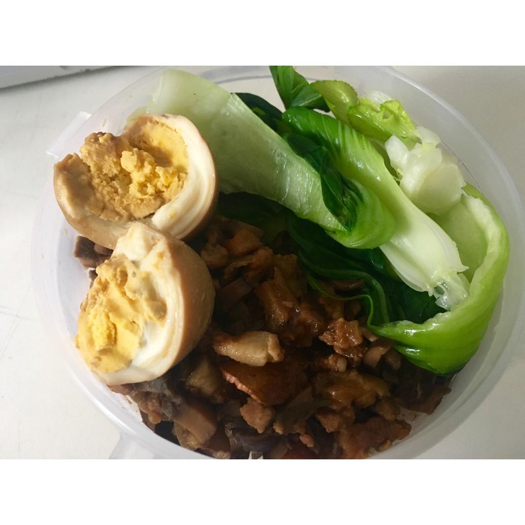 冬笋香菇卤肉饭（一碗饭俘获老公的胃）