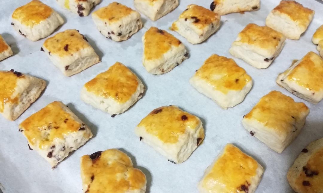 朴素的椰子油咸司康<Coconut Oil Biscuits>