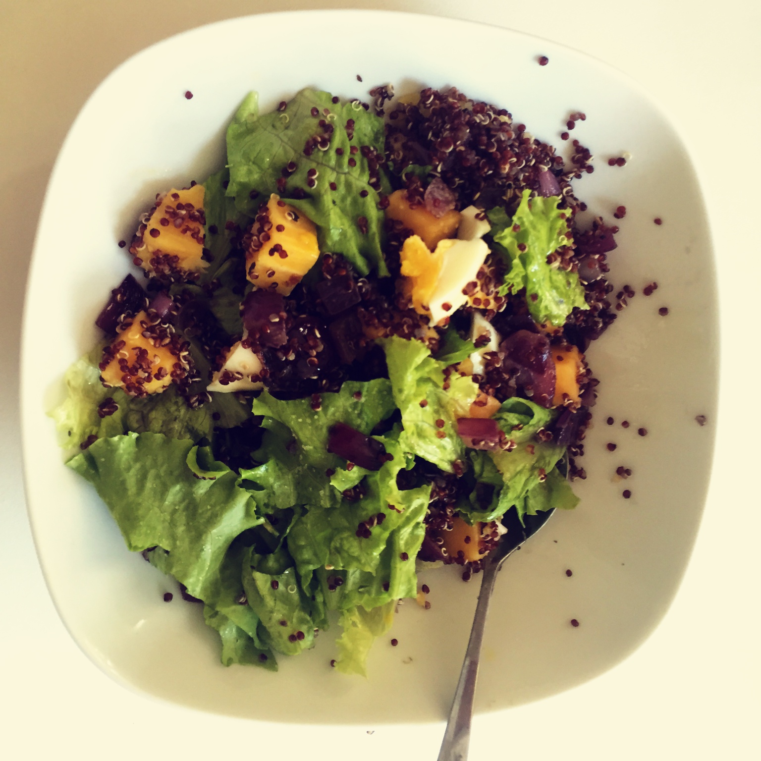 红薯鸡蛋藜麦沙拉