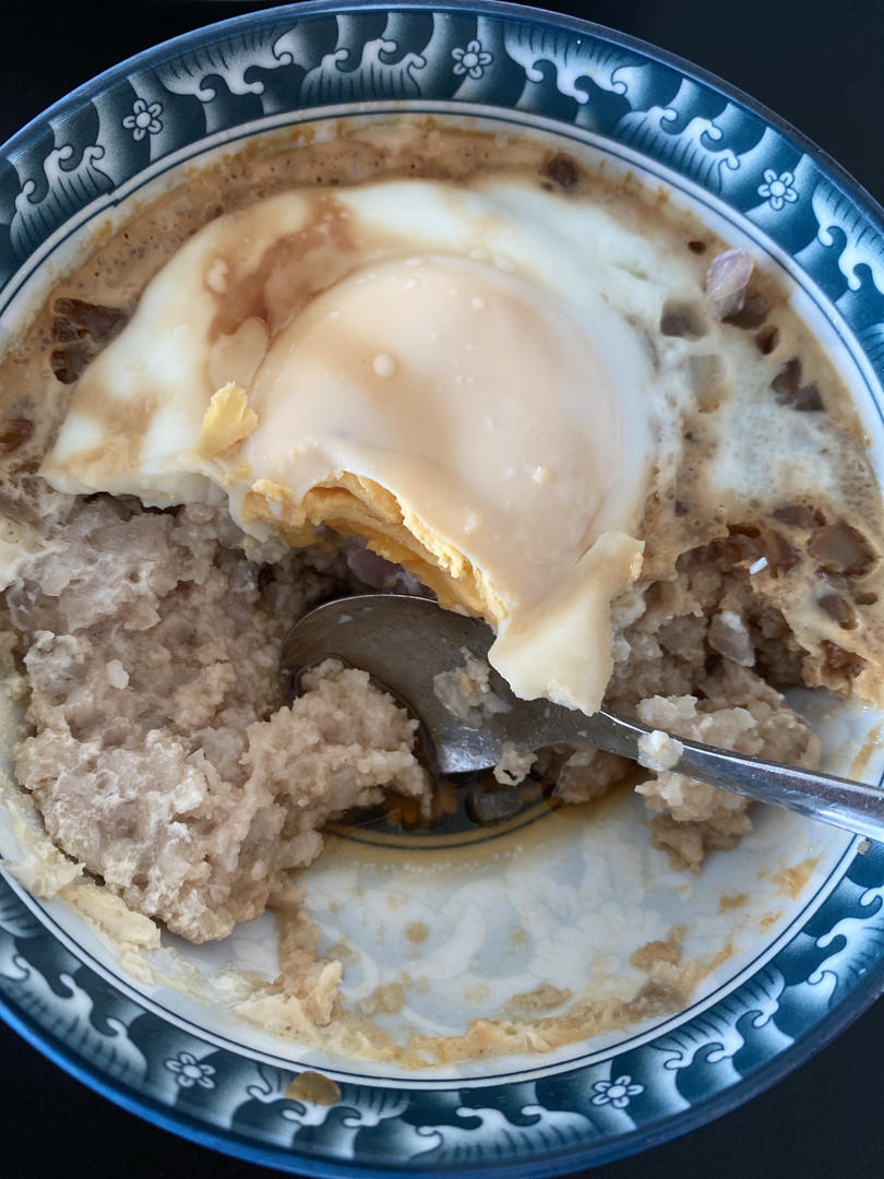 嫩滑肉饼蒸蛋