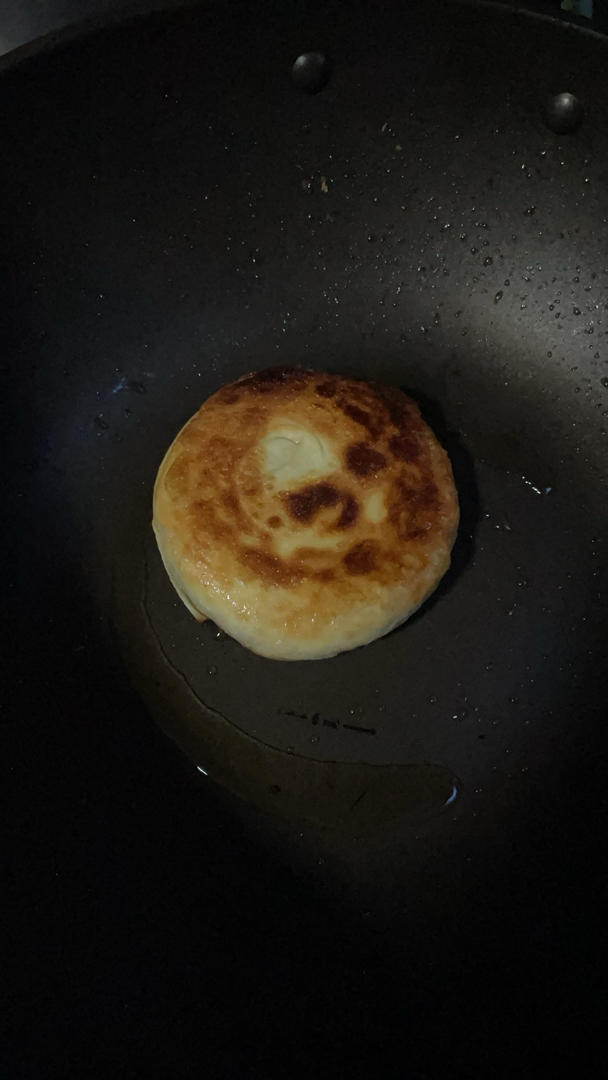 酥脆多汁的【香酥牛肉饼】，香到邻居敲门！