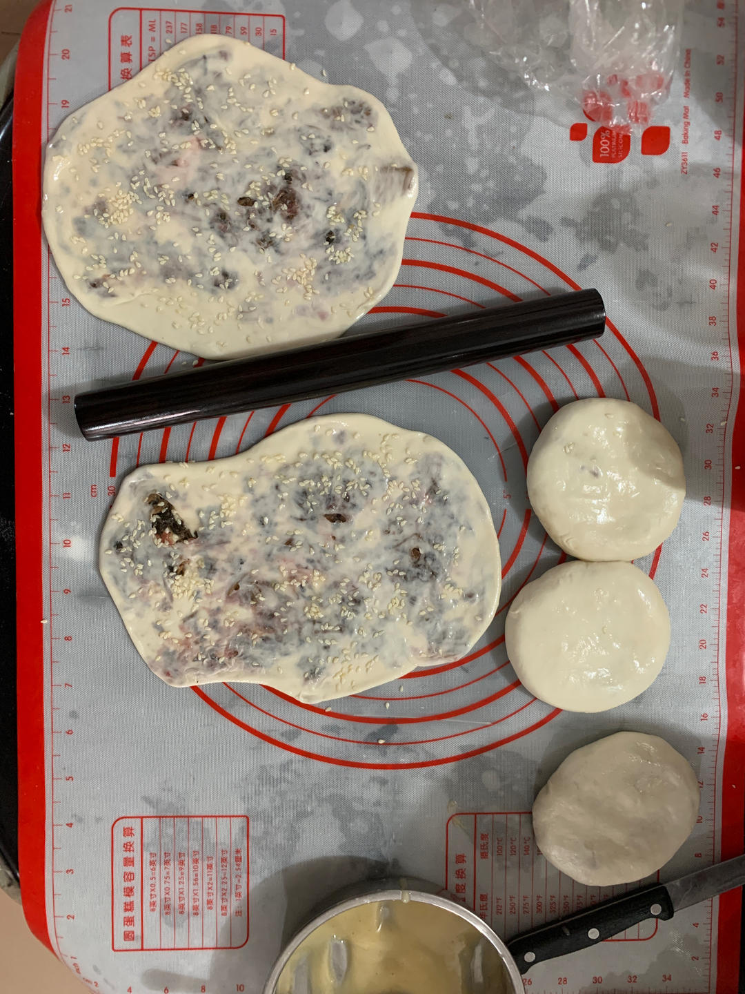 酥掉渣！吃完舔盘的梅干菜锅盔