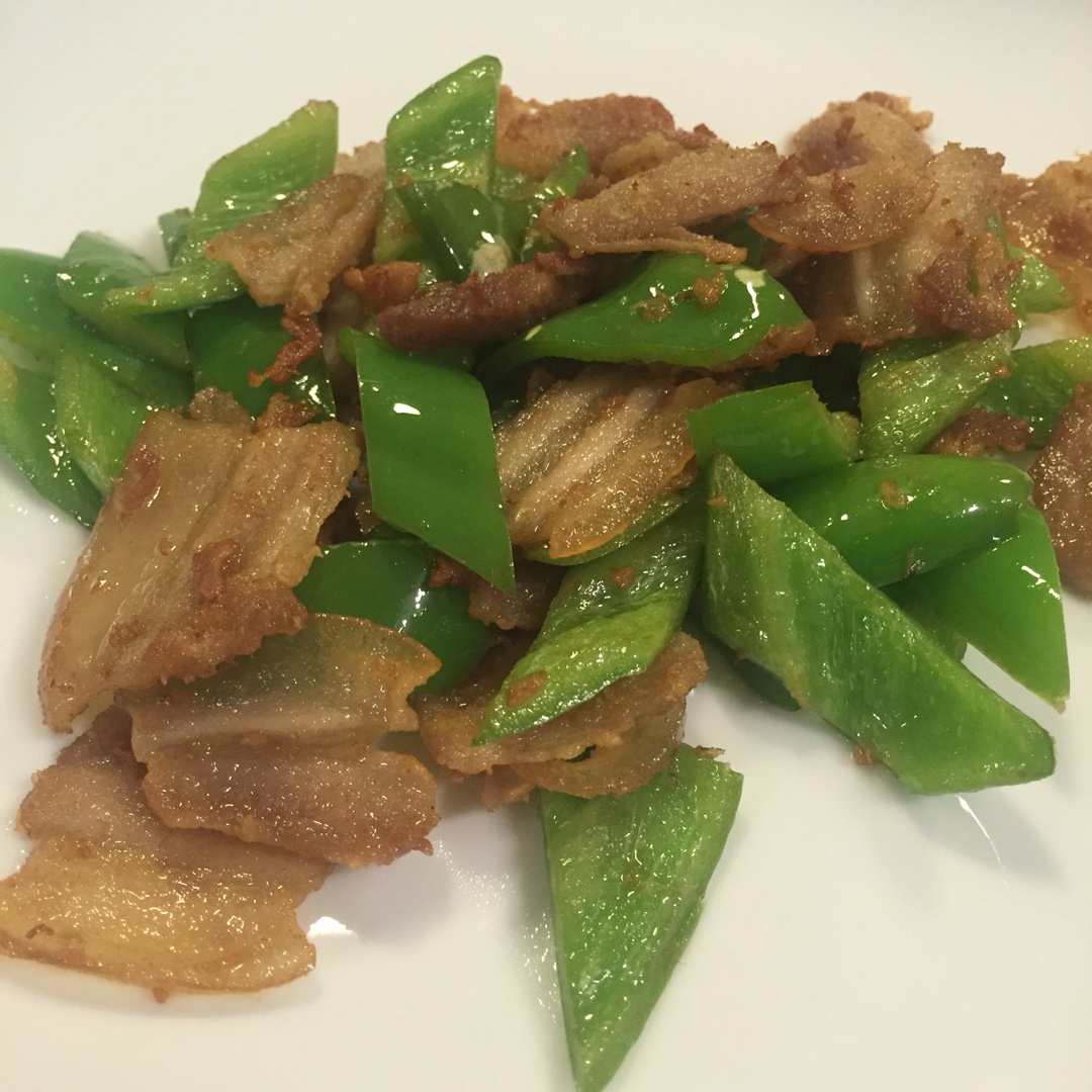 盐煎尖椒五花肉片