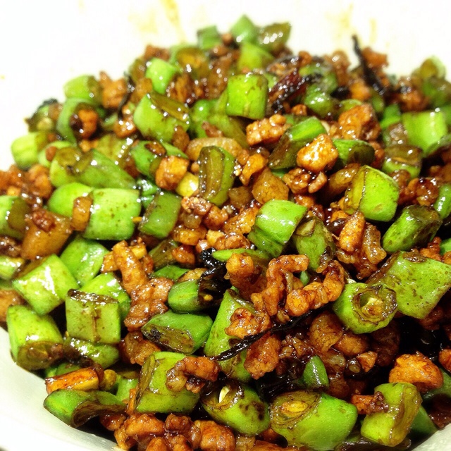 豆豆常有理做的榄菜肉末四季豆