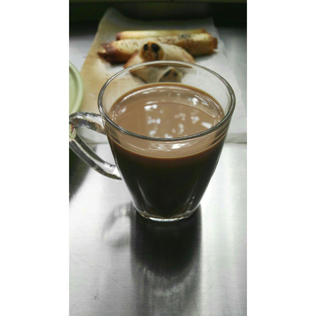 姜红奶茶