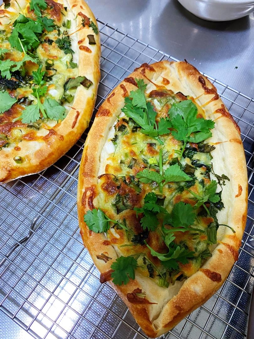 『万用面团』厚而有嚼劲的披萨皮！简单一次发酵！