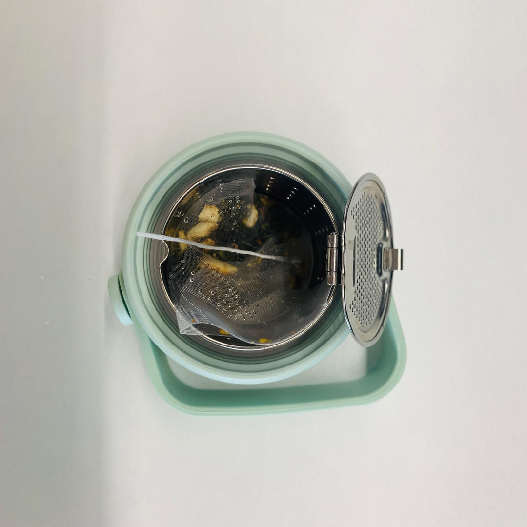 蜜枣百合红薯糖水【11月北鼎养生壶食谱】