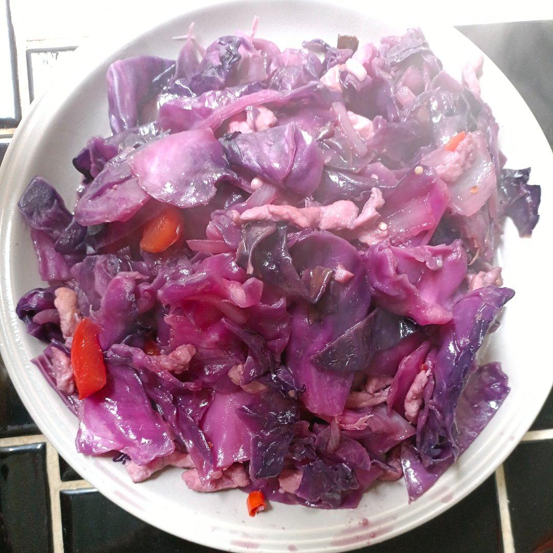 包菜炒肉