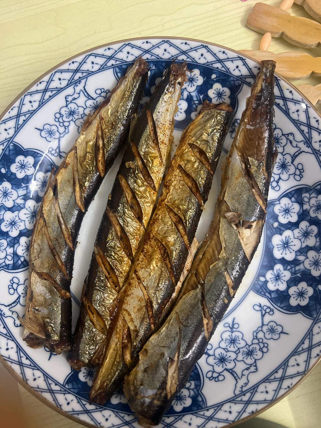 空气炸锅烤秋刀鱼