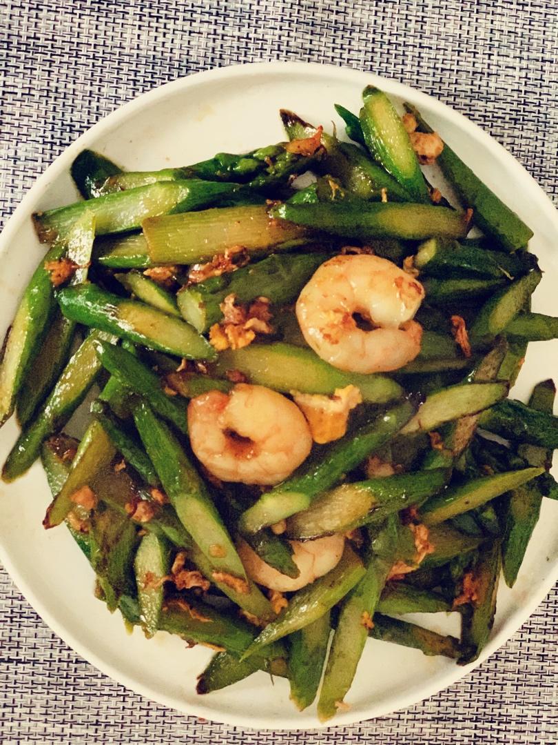 芦笋蛋滑炒虾仁