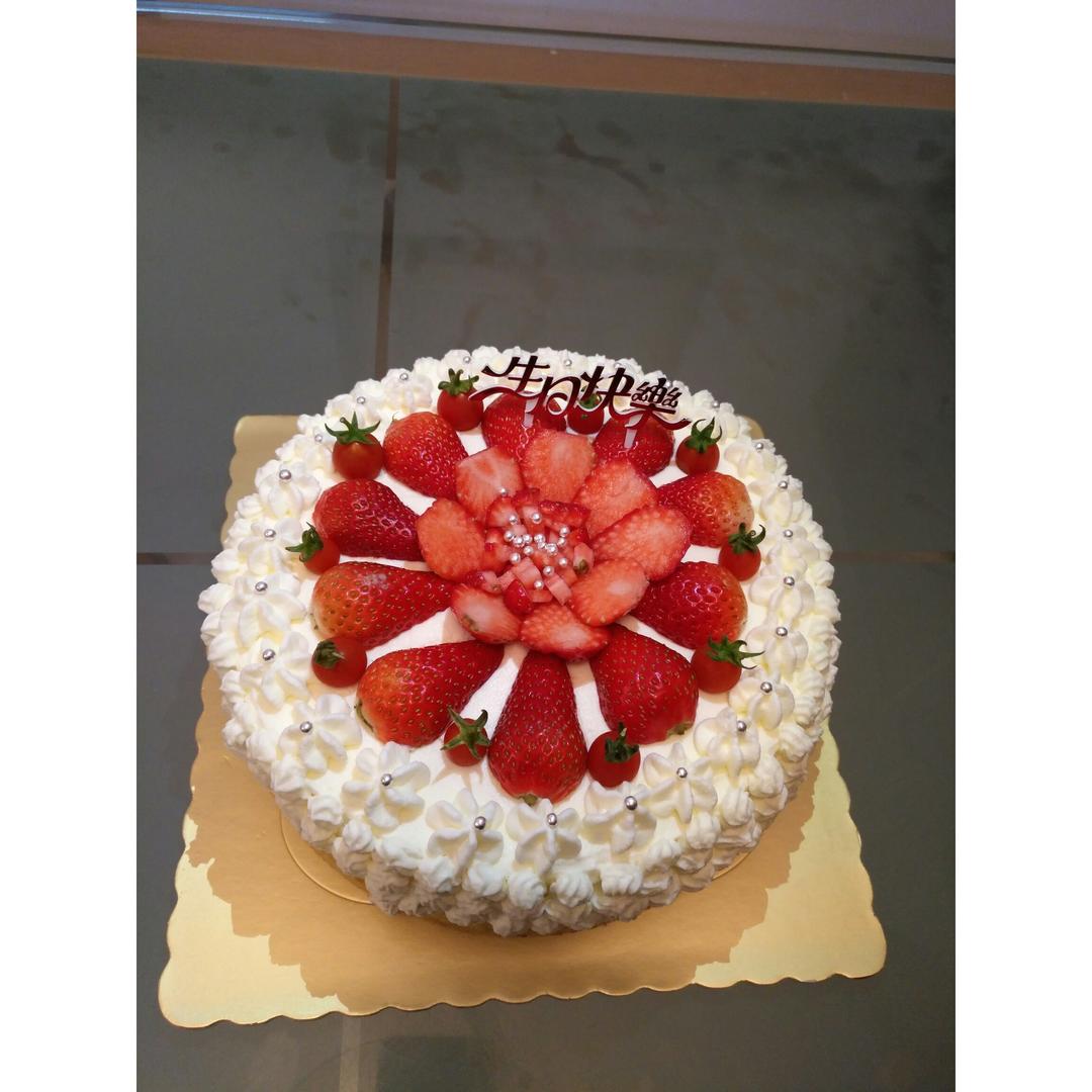 手机用户7006_silr做的草莓生日蛋糕