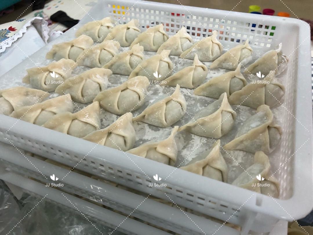 羊肉香菜馅水饺（包子、肉饼、丸子汤）