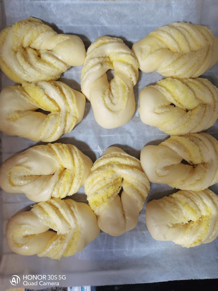 吃不腻的老面包 | 升级版更柔软绵密细腻水润 | 奶香十足可拉丝哟 | 爆炸好吃的早餐包