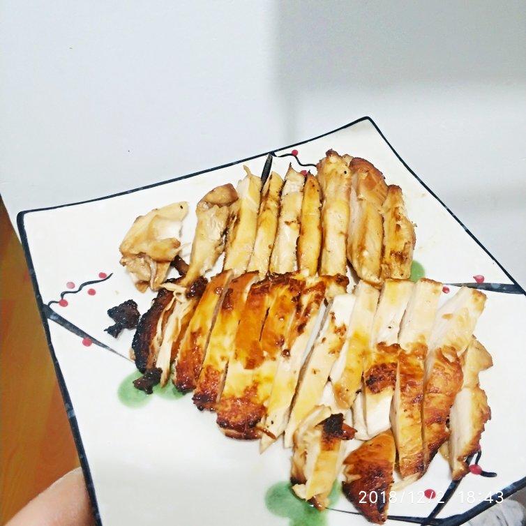 香煎嫩滑鸡胸肉