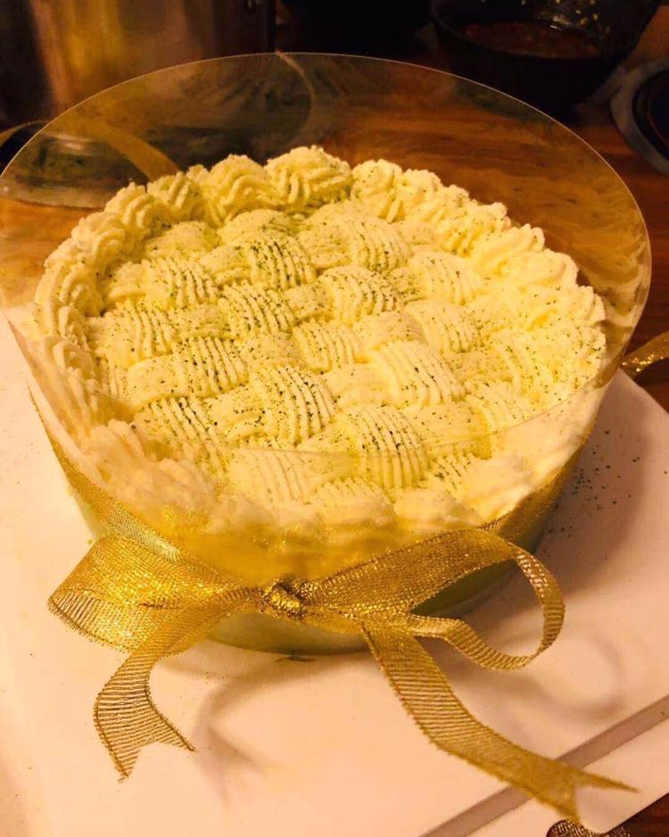 渐变抹茶慕斯蛋糕：我Amanda带着既美又作的抹茶甜点又来了！【曼食慢语】